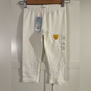 Girls NWT Capri Leggins